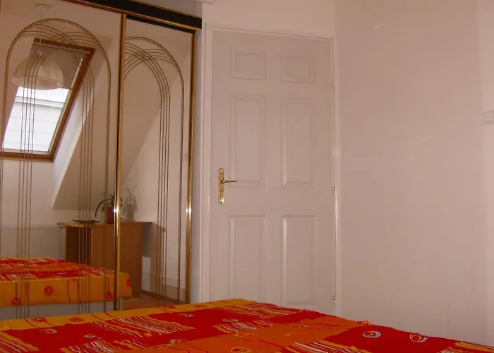 게스트하우스 Csapd Le Csacsi Vendeghaz